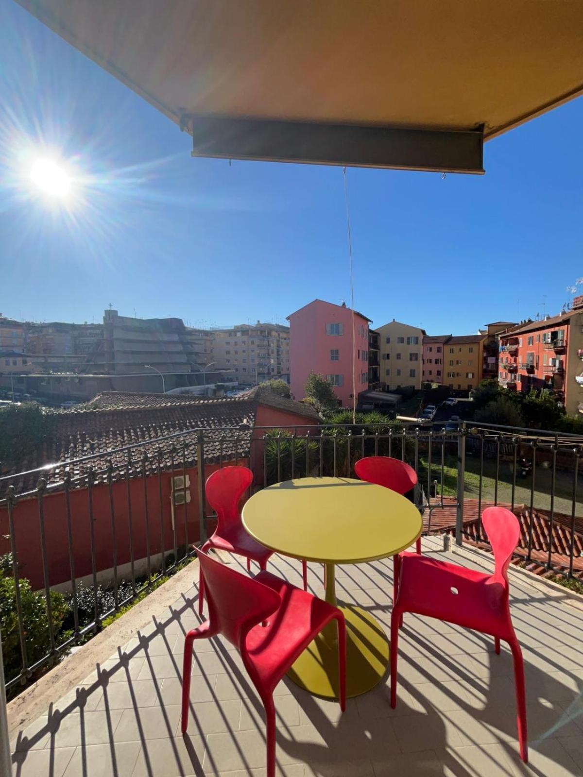 L'affaccio Sul Borgo - Adiacente Metro B Appartement